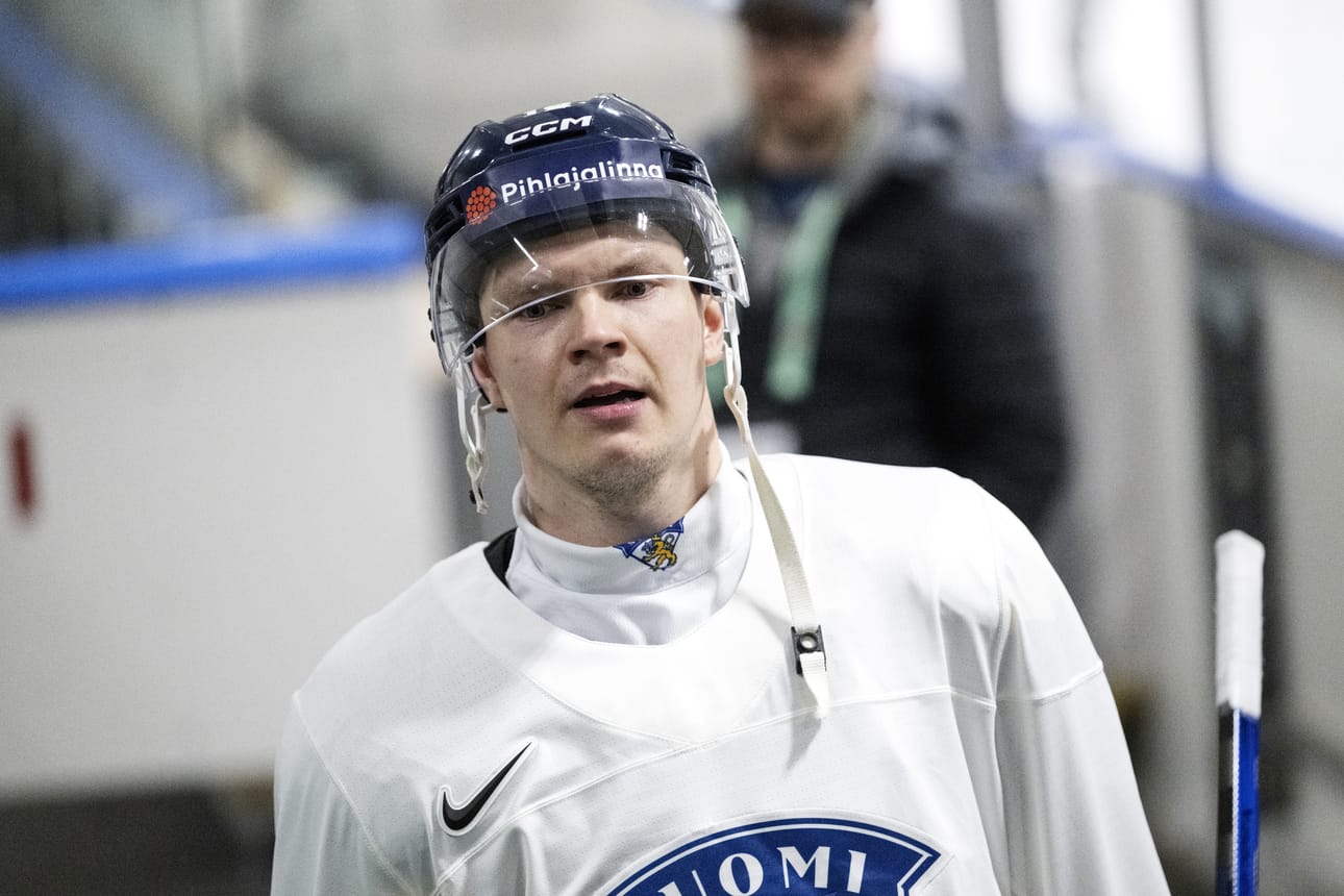 Rovaniemen kasvatti Vili Saarijärvi pelaa NHL-tähtien taustalla luotettavasti.