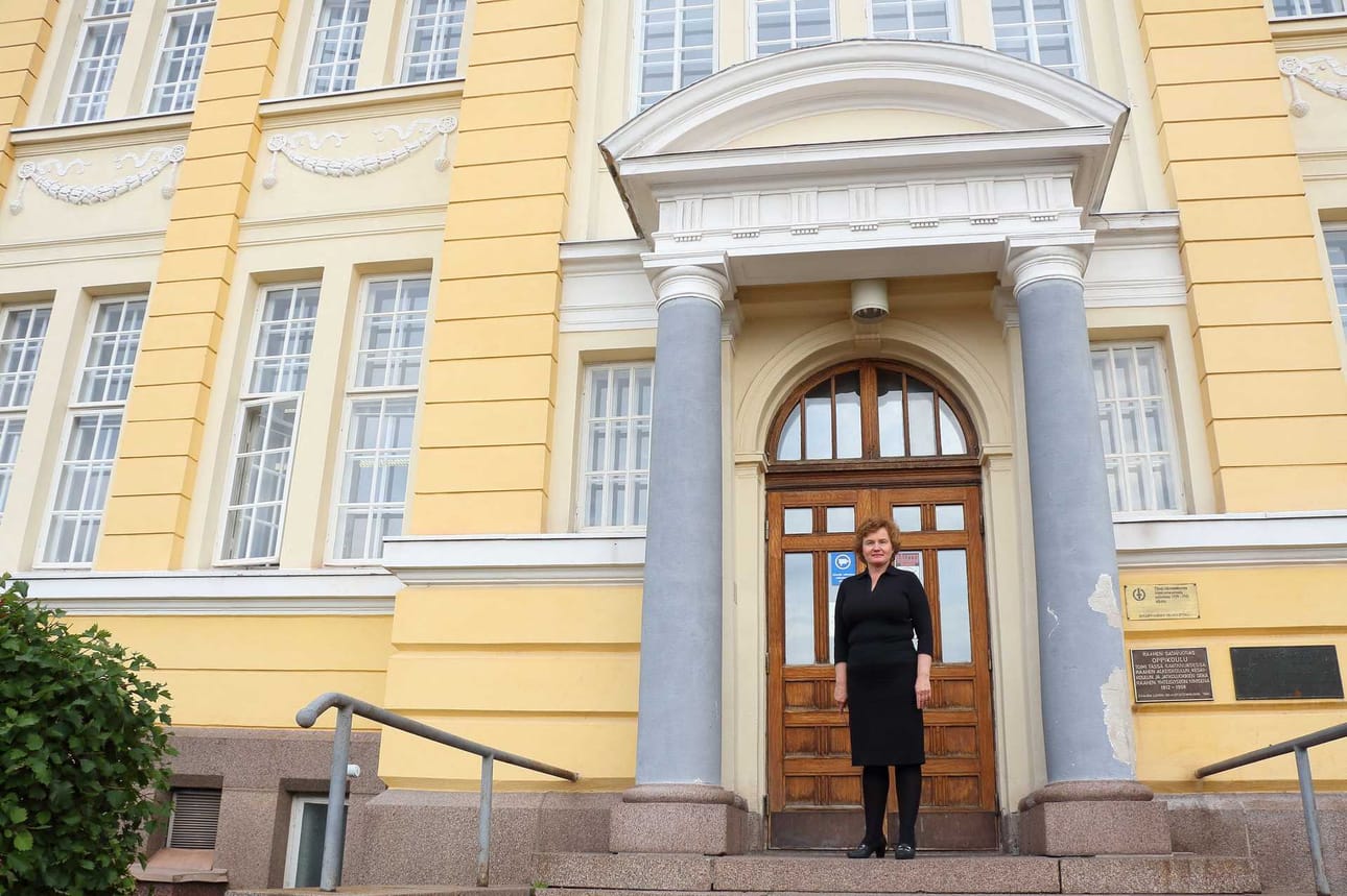 Raahen Keskuskoulun vanhempainyhdistyksen puheenjohtaja Sari Nurro kertoo oman kokemuksensa Wilmasta olevan hyvä, eikä yhdistyksen kokouksissakaan järjestelmä ole noussut esille huonossa valossa.