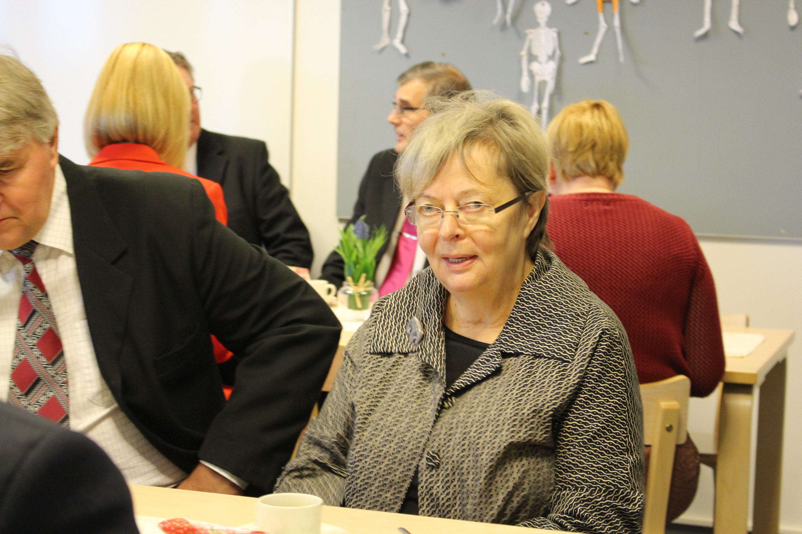 Liisa Jaakonsaari tähdensi, että SDP:n arvoille on edelleen kysyntää joka päivä.