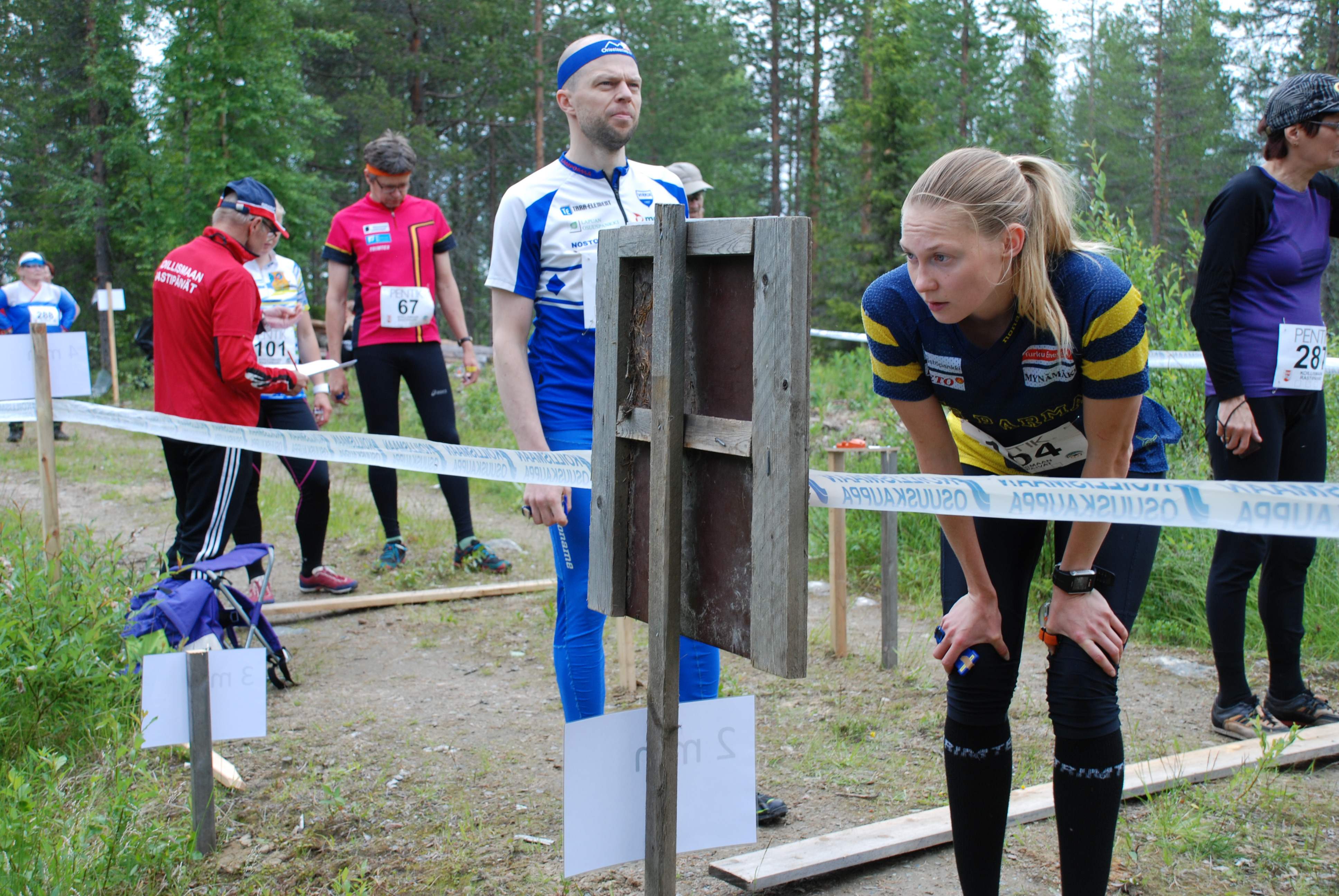 "Aika mielenkiintoisia pitkiä rastivälejä" – Oikarinen ja Sianoja pääsarjojen parhaat Koillismaan Rastipäivillä