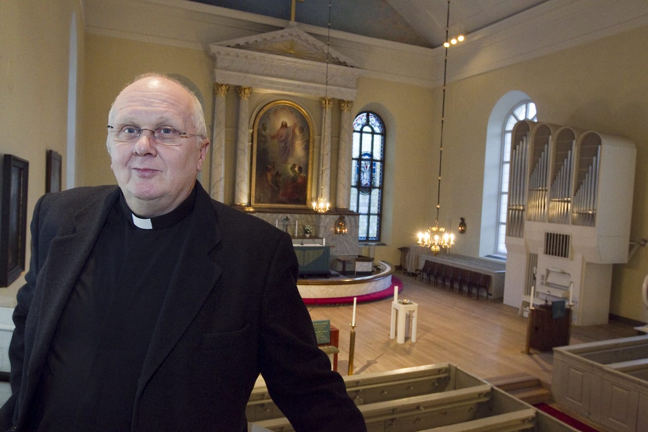 Matti Pikkarainen ei ole katsonut kiekko-otteluissa cheerleadereita.