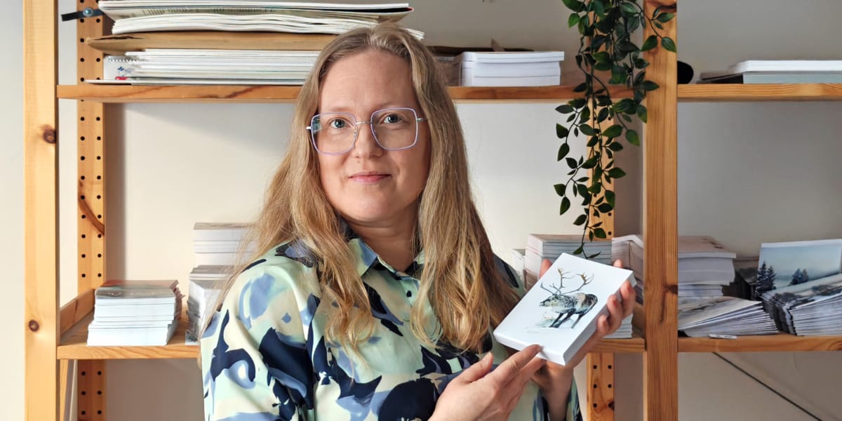 Elisa Ahonen on toiminut taide- ja designalalla yksinryittäjänä 10 vuoden ajan.