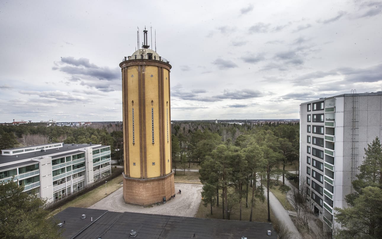 Intiön vesitorni on yksi Oulun maamerkeistä.