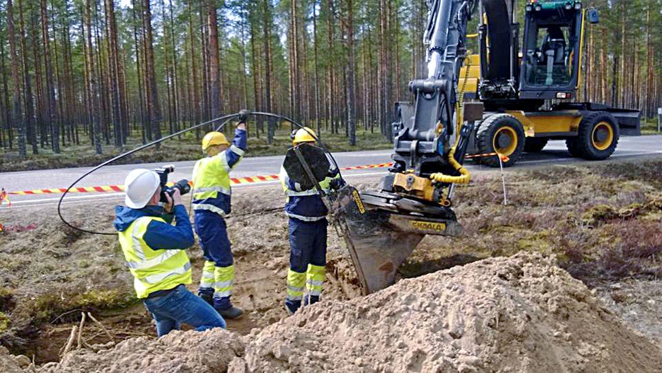 Siikaverkkoa rakennetaan Kestilässä.