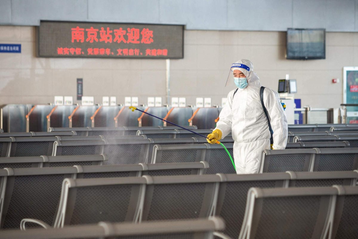 Kiina yrittää tukahduttaa virusta kovin ottein ennen Pekingin talviolympialaisia kolmen viikon kuluttua. Lehtikuva/AFP