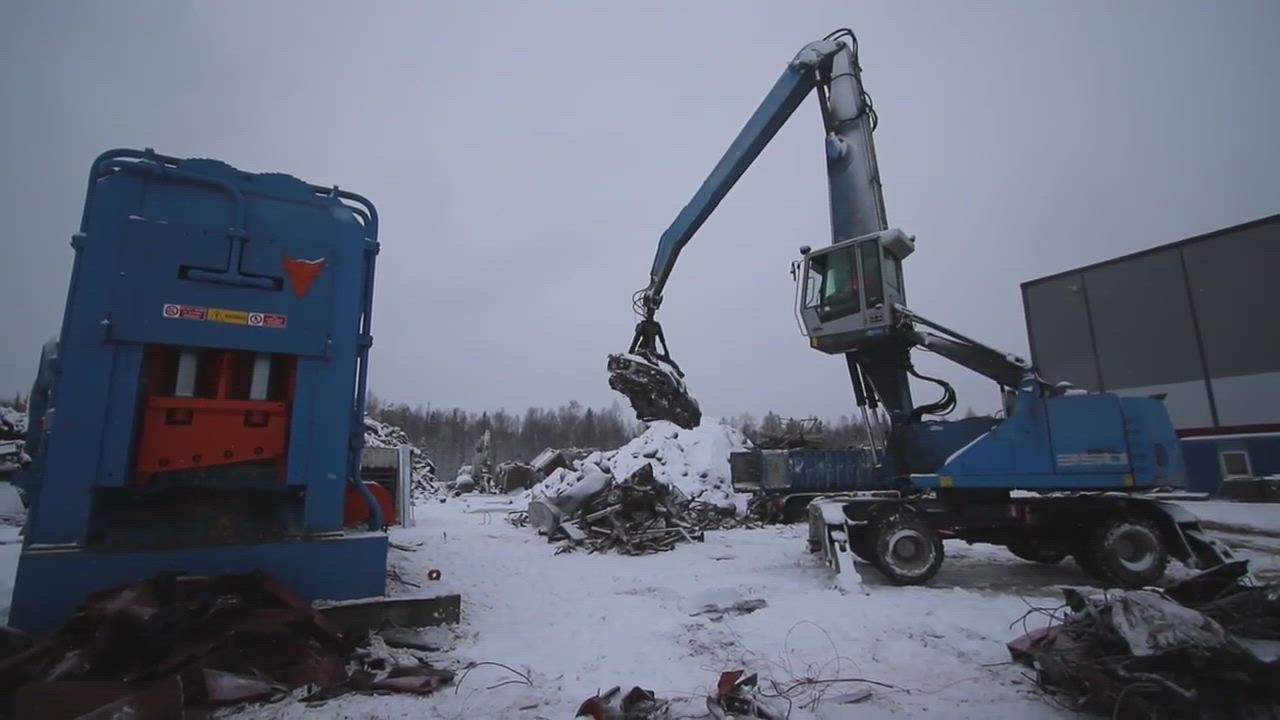 Lapin Metallikierrätyksen uusi leikkuri tekee autonromusta paketin hetkessä