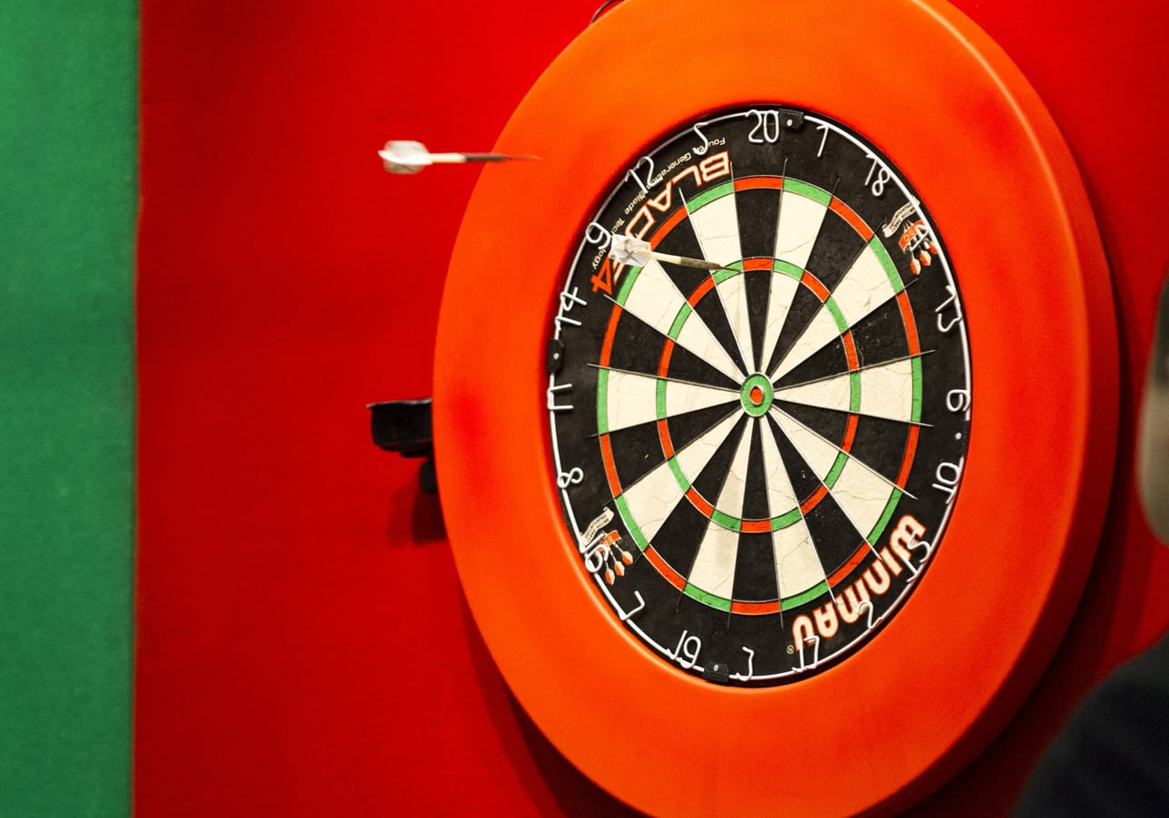 Luke Humphries voitti dartsin MM-finaalin myöhään keskiviikkona. Arkistokuva. LEHTIKUVA / Kalle Parkkinen