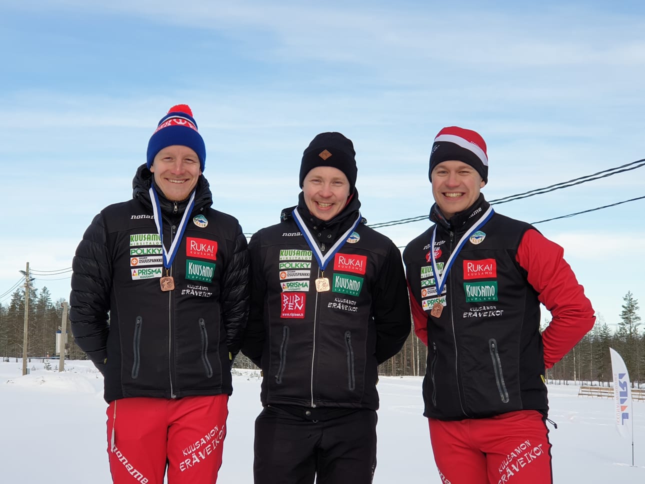 KEV:n kolmikko Juha Martikainen, TeemuTauriainen ja Santeri Aikio ylsivät miesten viestissä viidennelle sijalle Haapaveden SM-kisoissa.