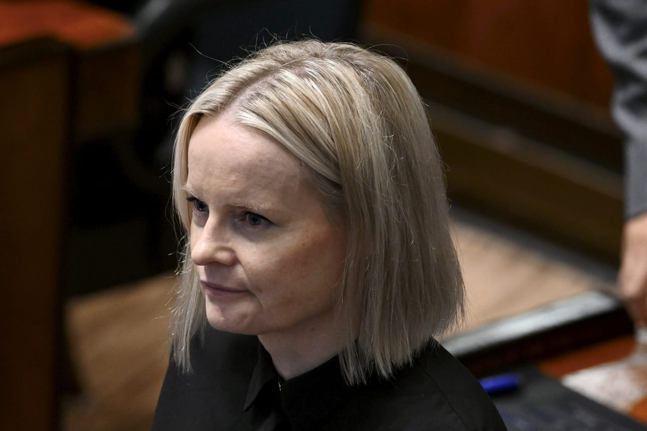 Purra osallistuu valtiovarainministerien kokoukseen Brysselissä. LEHTIKUVA / HEIKKI SAUKKOMAA