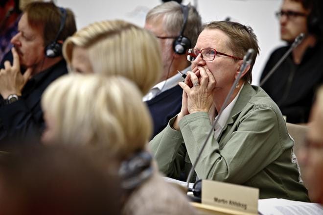 – Te ette näe meitä, suomenkielisiä. Nyt näette, kun puhun täällä. Muuten unohdatte meidät kokonaan. Ja se on rumasti tehty, valtuutettu Jane Trygg-Kaipiainen (msk.) totesi kyynelsilmin RKP:n hallitsemalle Mustasaaren valtuustolle. Arkistokuva: Arkistokuva: Tomi Kosonen