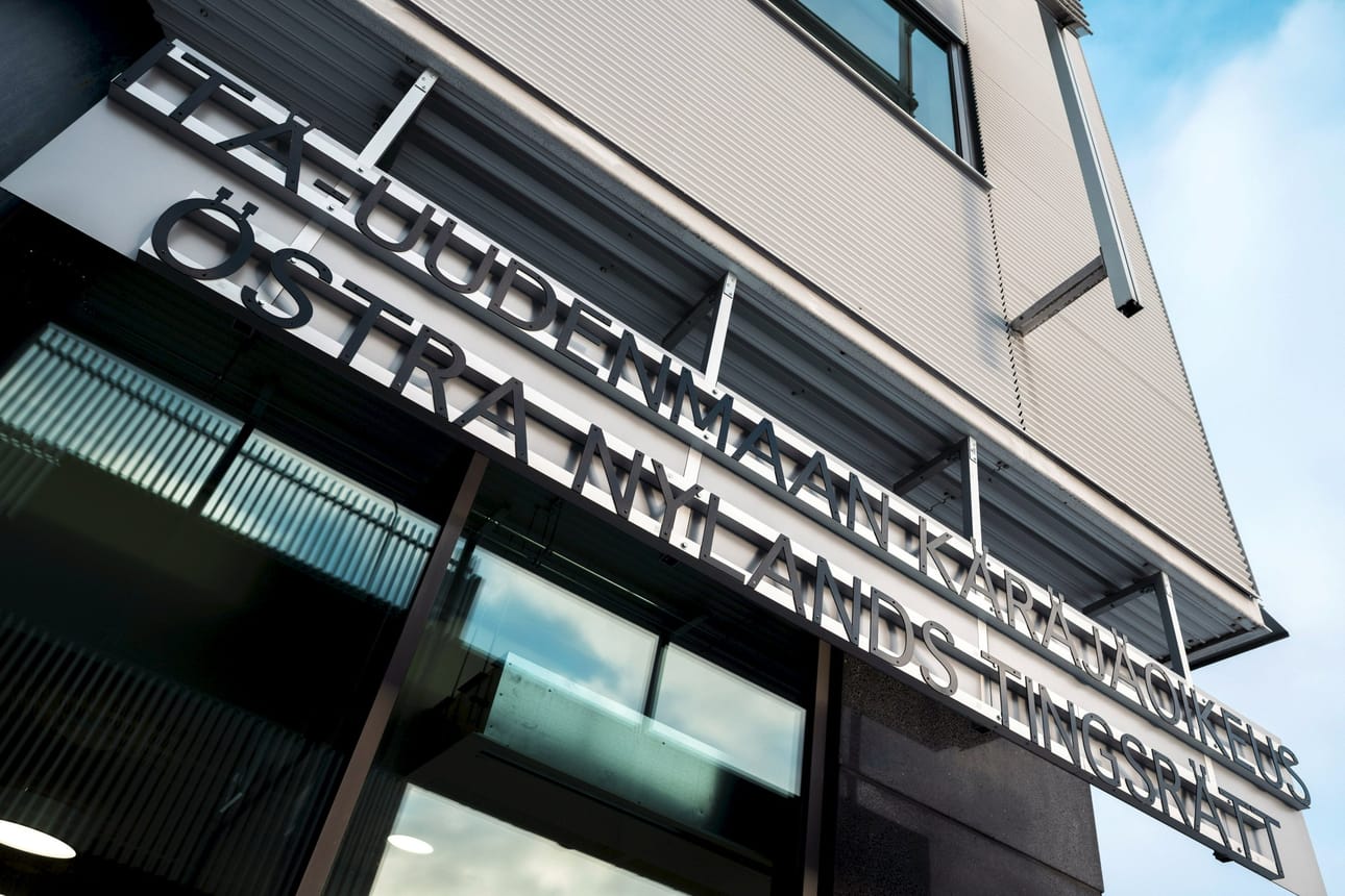 Oikeus katsoi miehen menettelyn kestäneen melko pitkään. LEHTIKUVA / ANTTI YRJÖNEN