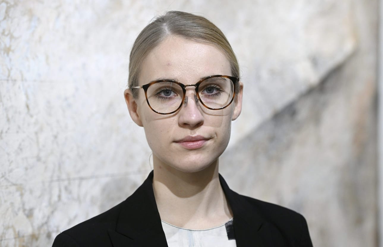 Ulkopoliittisen instituutin tutkija tyyne Karjalainen arvioi, että riittämätön apu estää Ukrainaa saavuttamasta tavoitteita, joita sekä EU:ssa että Ukrainassa on maan tulevaisuudelle asetettu. LEHTIKUVA / Heikki Saukkomaa