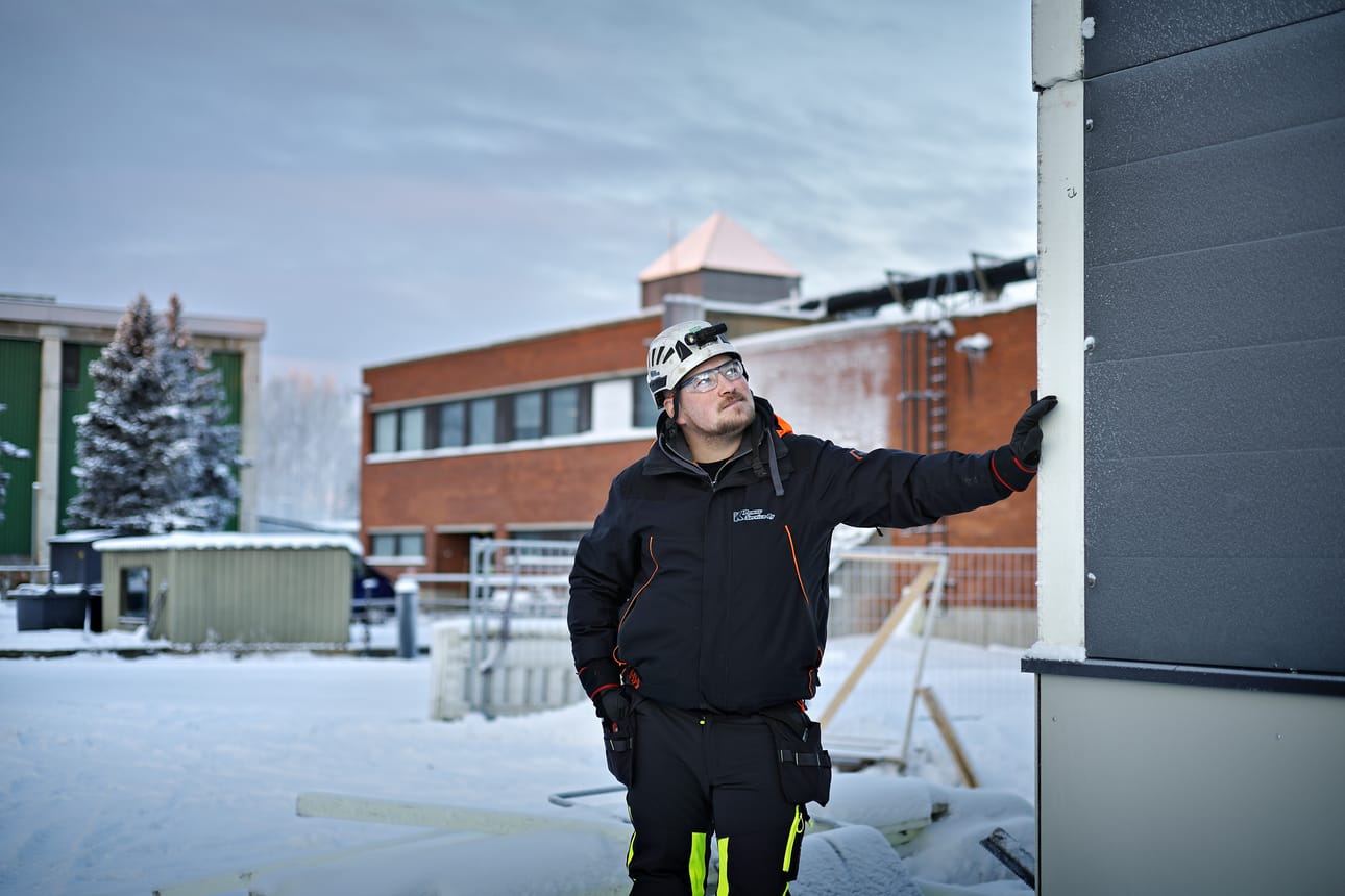 Lapualaisen K Power Servicen perustajayrittäjät Tomppa Keisala (kuvassa), Ville Kurunsaari ja Aatu Karjala valittiin Etelä-Pohjanmaan vuoden uusyrittäjiksi.