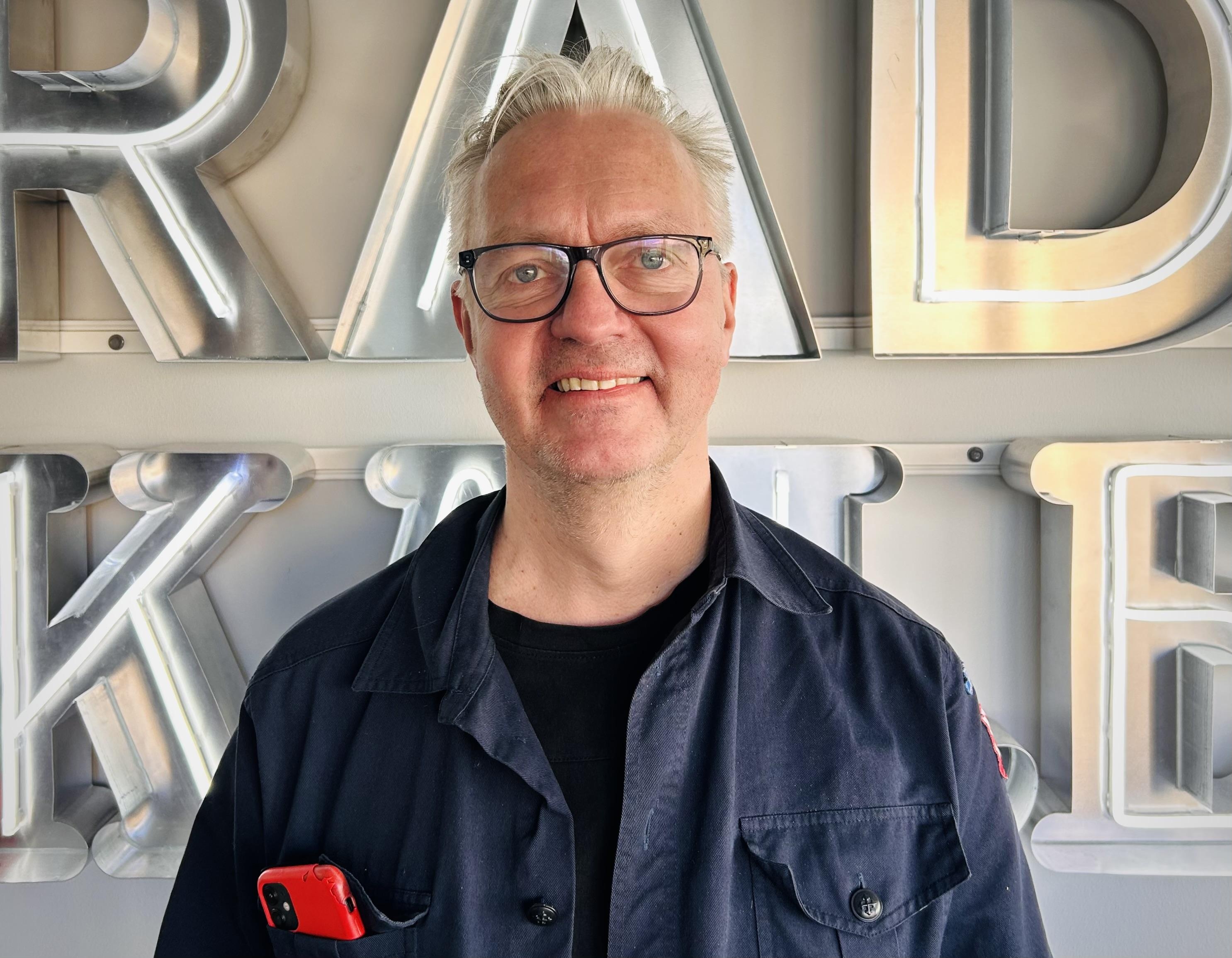 Perunanviljelijä Petri kertoo salaisuutensa vaimolleen ja sitten koko kansalle – Markku Heikkisen tuore dokumentti avaa Suomen näkymätöntä elämää