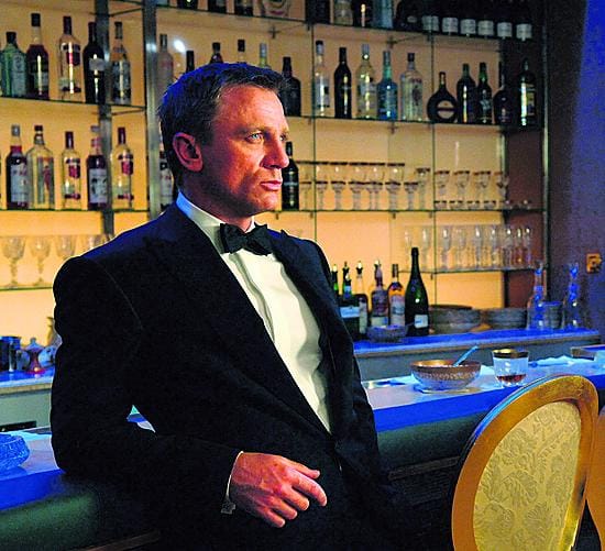 Daniel Craig on kuudes Bond-näyttelijä elokuvassa Casino Royale.