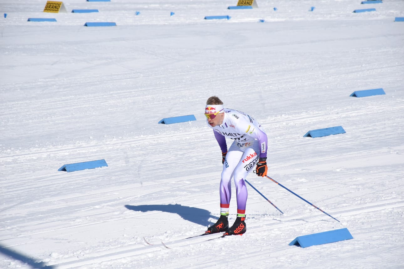 Olympiavoittaja Iivo Niskanen on ilmoittautunut Ounasvaaran Suomen Cupiin. Kuva viime keväältä Taivalkoskelta SM-kisoista.