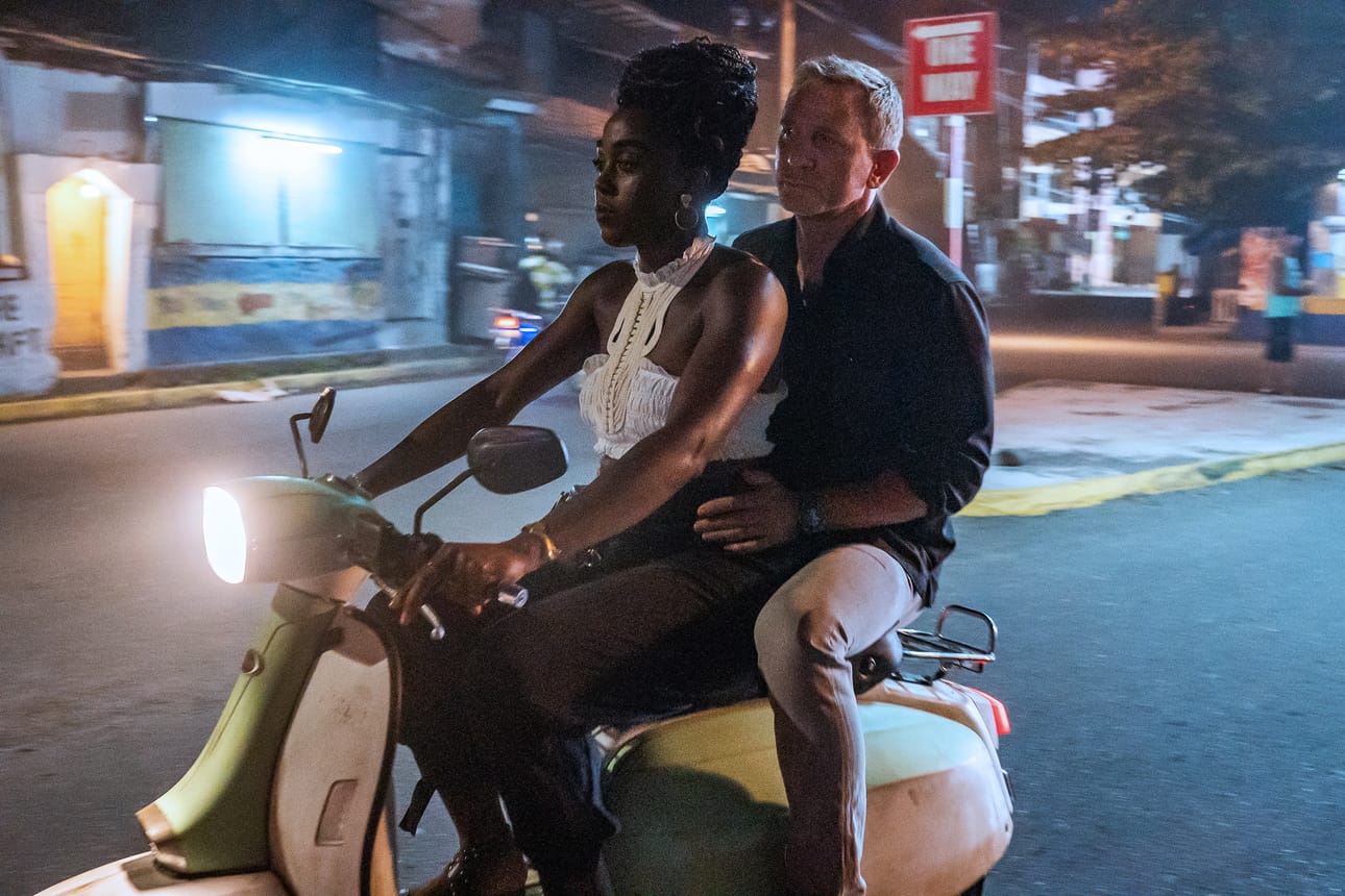 Daniel Craigin viimeisessä agenttiseikkailussa James Bond tapaa yllätyksekseen agentti 007:n (Lashana Lynch).