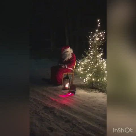 Joulupukki tuo lahjat vaikka dronella näin poikkeusaikana🎅.