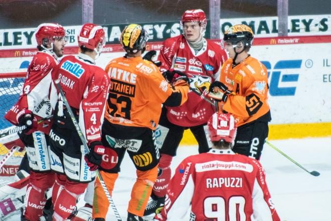 Sport kohtaa lauantaina uudelleen KooKoon. Perjantain voitto nosti Sportin sarjataulukossa seitsemännelle sijalle. KUVA: OSKU PIENIMÄKI / ESA SILTALOPPI MEDIA