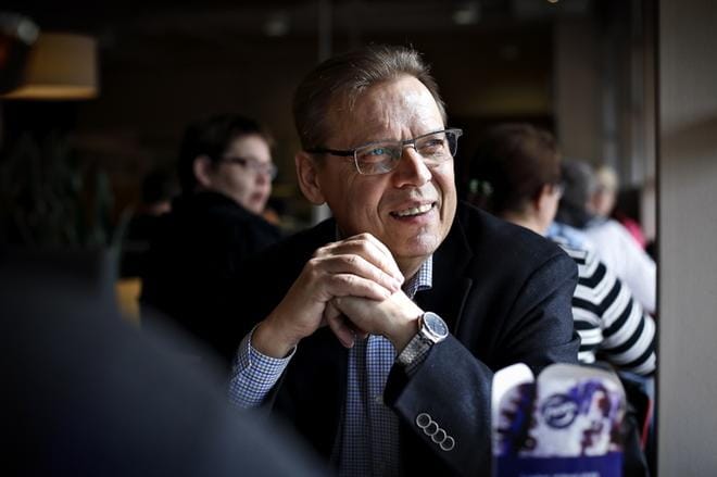 Pohjalaislähtöinen Lauri Lyly vieraili Suupohjan Sanomien 120-vuotisjuhlassa lauantaina. ARKISTOKUVA: TOMI KOSONEN