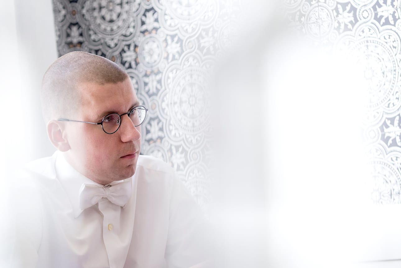 Sebastian Tynkkysen mukaan väkivaltaan turvautuvat järjestöt on lakkautettava.