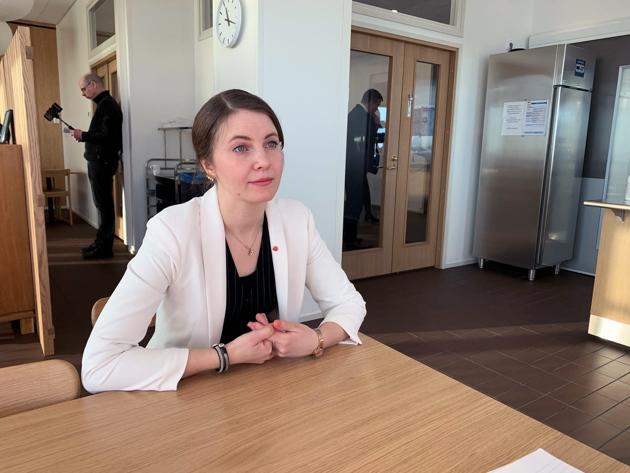 Ruotsin siviiliministerinä talvella 2022 toiminut Ida Karkiainen on esillä tulevan hallituksen spekulaatioissa. Haaparantalainen sai vaaleissa toiseksi eniten henkilökohtaisia ääniä Norrbottenissa.
