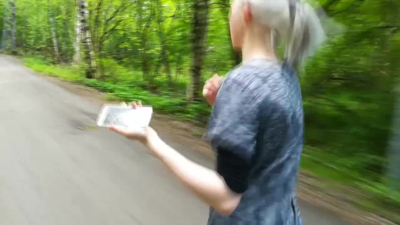 Tällainen on peli, jossa juostaan pakoon Zombieita