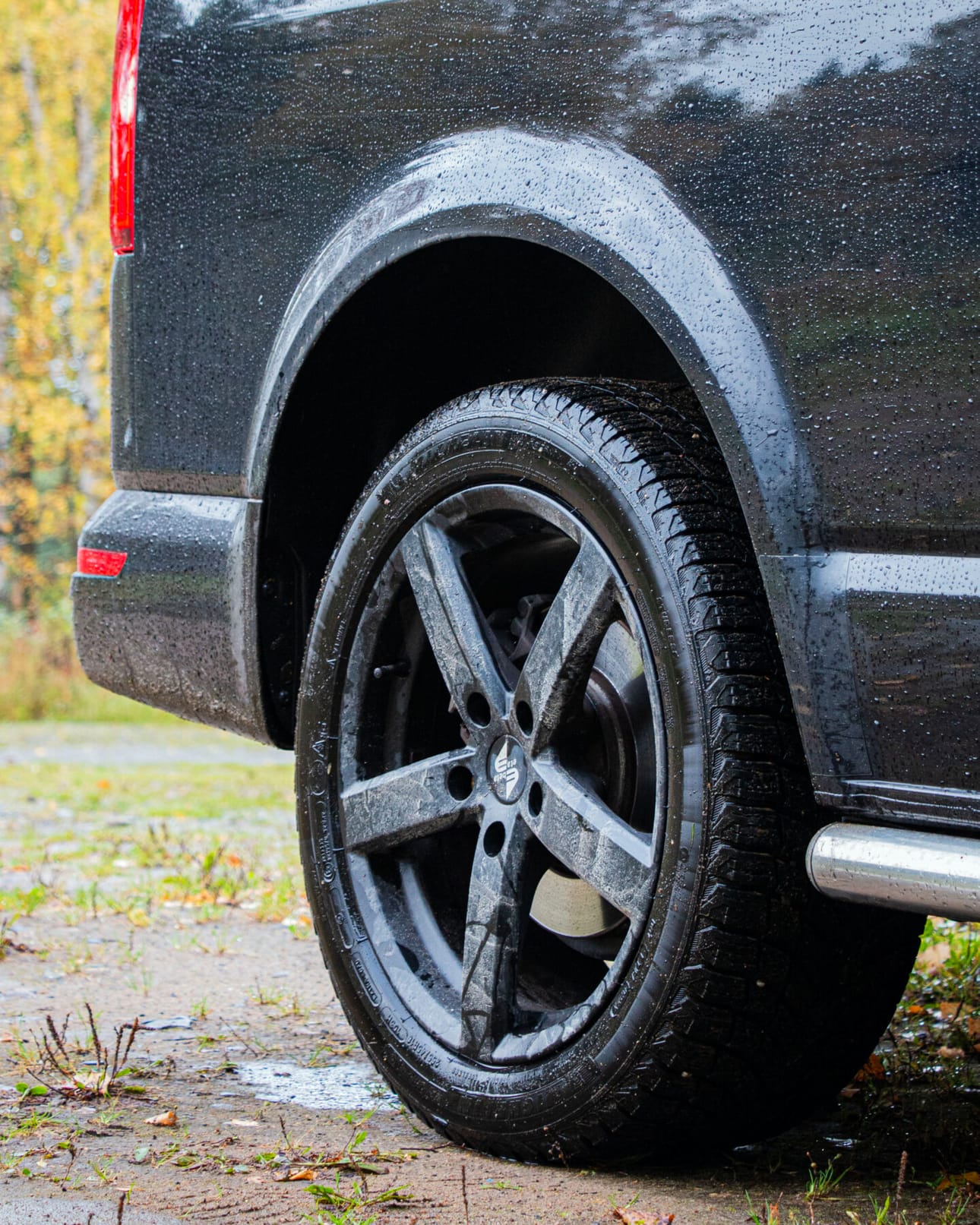 Max löysi Volkswagen Transporterin viime vuoden heinäkuussa Pörhön vaihtoautokeskuksesta: “Pörhön kanssa kaikki on sujunut aina mutkattomasti.”