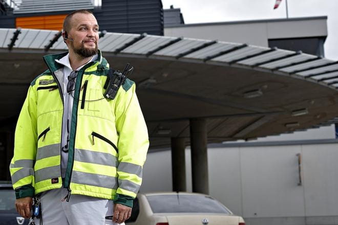 Etelä-Pohjanmaan sairaanhoitopiirin hallitus päättää maanantaina, vapautetaanko ensihoidon ylilääkäri Sami Länkimäki päivystyskeskuksen toiminta-alueen johtajuudesta. ARKISTOKUVA: TOMI KOSONEN