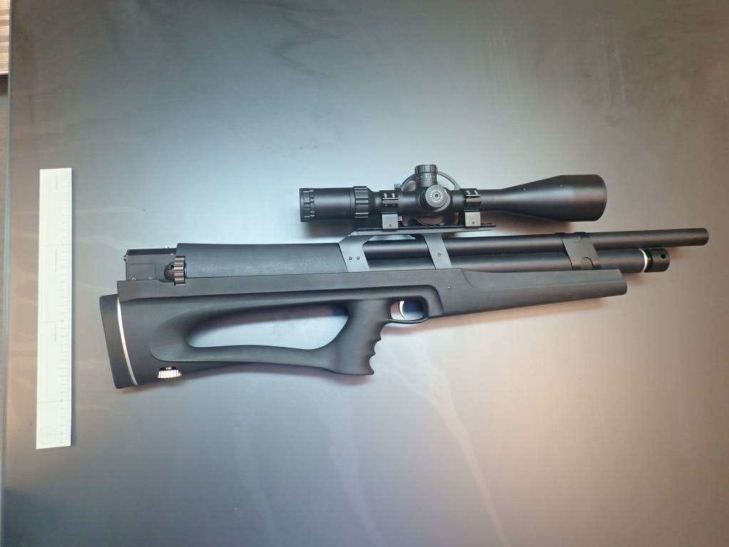 Törkeän ryöstön uhria ammuttiin kuvan ilmakiväärillä sääreen ja takapuoleen.