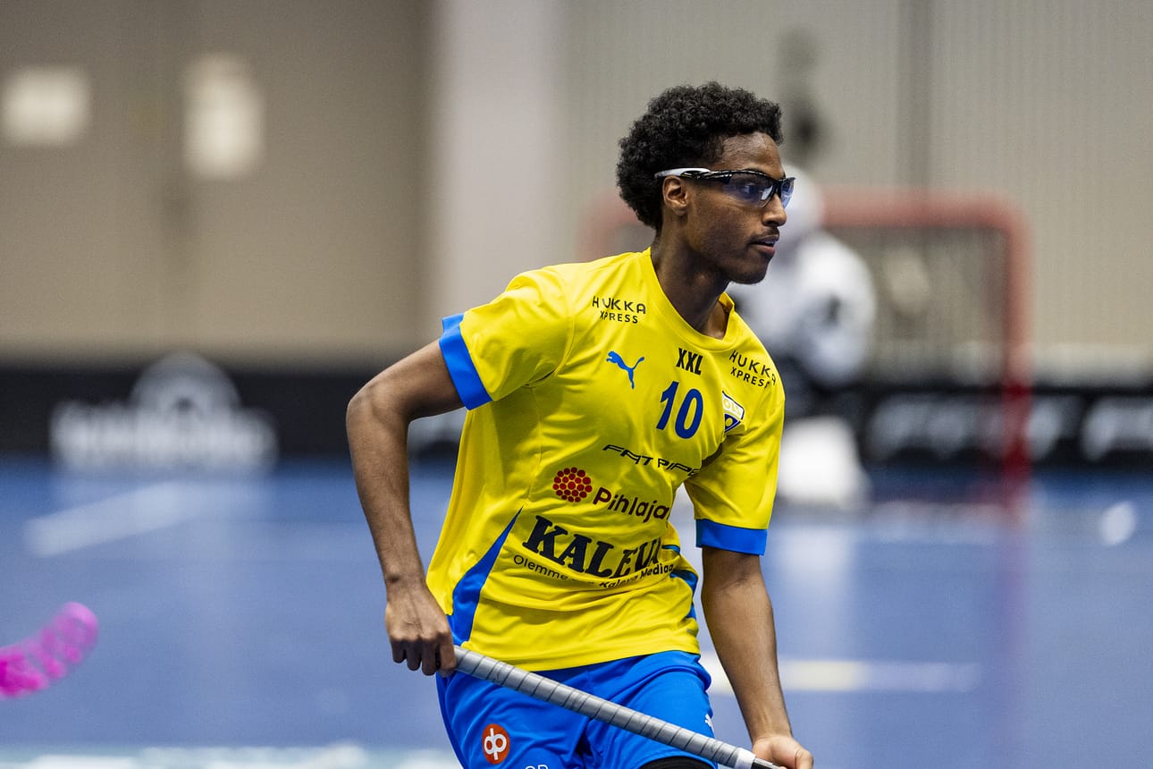 Elias Gebremedhin pomppasi suoraan P19-ikäluokan peleistä OLS:n miesten liigajoukkueeseen. Sunnuntaina syntyi jo ensimmäinen pääsarjamaali.