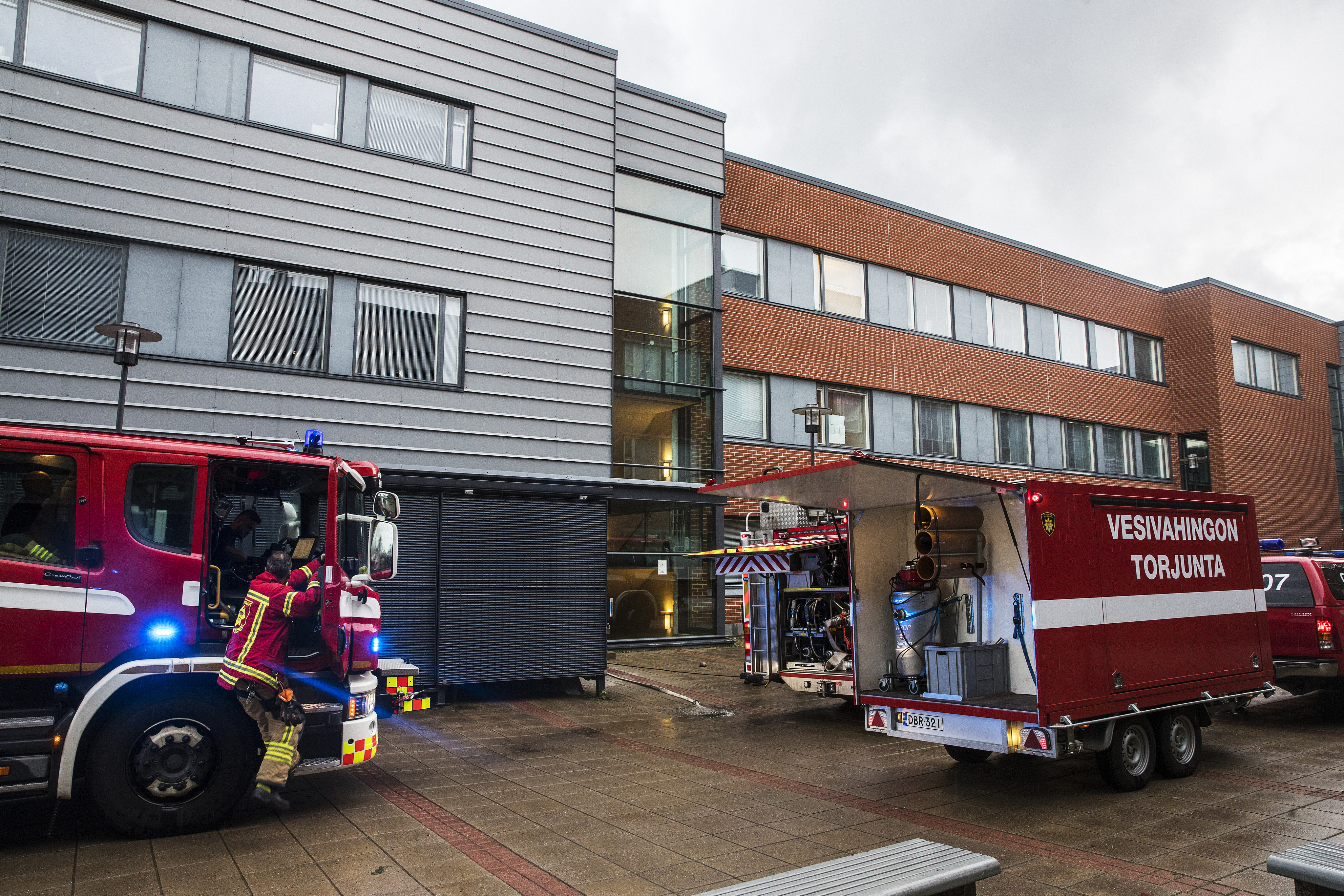 Vesivahinko Oulun seudun ammattikorkeakoulun kulttuurialan yksikössä Kotkantiellä.