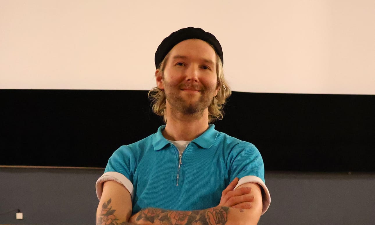 Yrittäjä Timjami Varamäki kokee myönteisenä sen, että nyt oli sopiva hetki päivittää yrityksen toimintamallia.