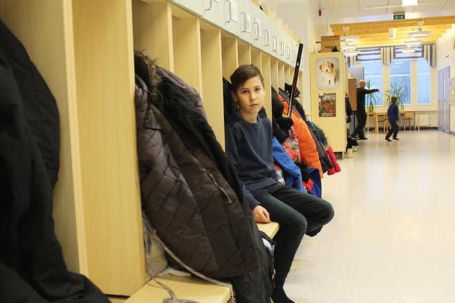 Isojoen Koulukolmion viidesluokkalainen Adrians Zadunenko on huomannut, että latvian kieli on päässyt jonkin verran unohtumaan. KUVA: MINNA ZILLIACUS