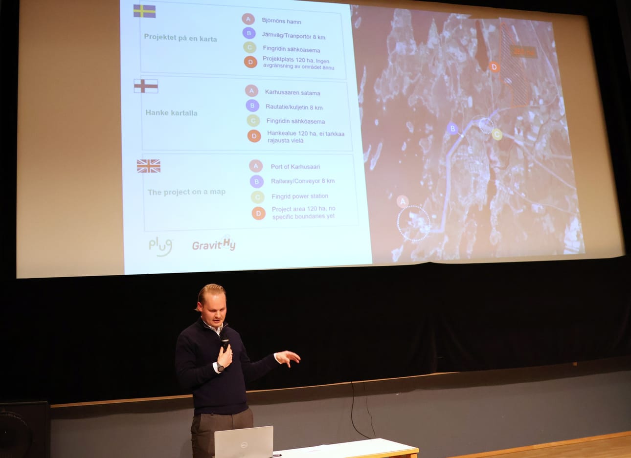 Aleksi Haverinen Plug powerista valaisi Kristiinan hankesuunnitelmia kulttuuritalo Duxissa yleisötilaisuudessa maaliskuussa 2024. Arkistokuva.