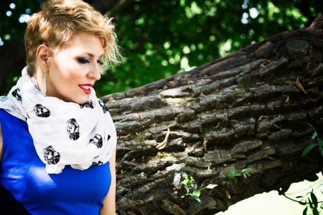 Evijärveltä kotoisin oleva jazz-laulaja Johanna Försti esiintyy lauantaina Kalliojärven Jatseilla. KUVA: HENKKA NIEMISTÖ