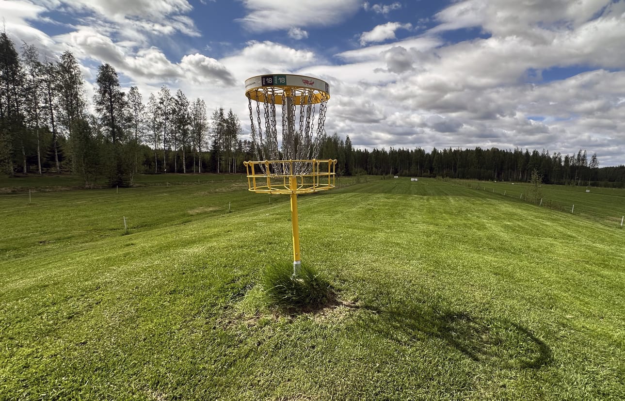 Amatöörien ja harrastajien rata on nyt napsun helpompi kuin aiemmin, kertoo seuran puheenjohtaja Janne Saarela.