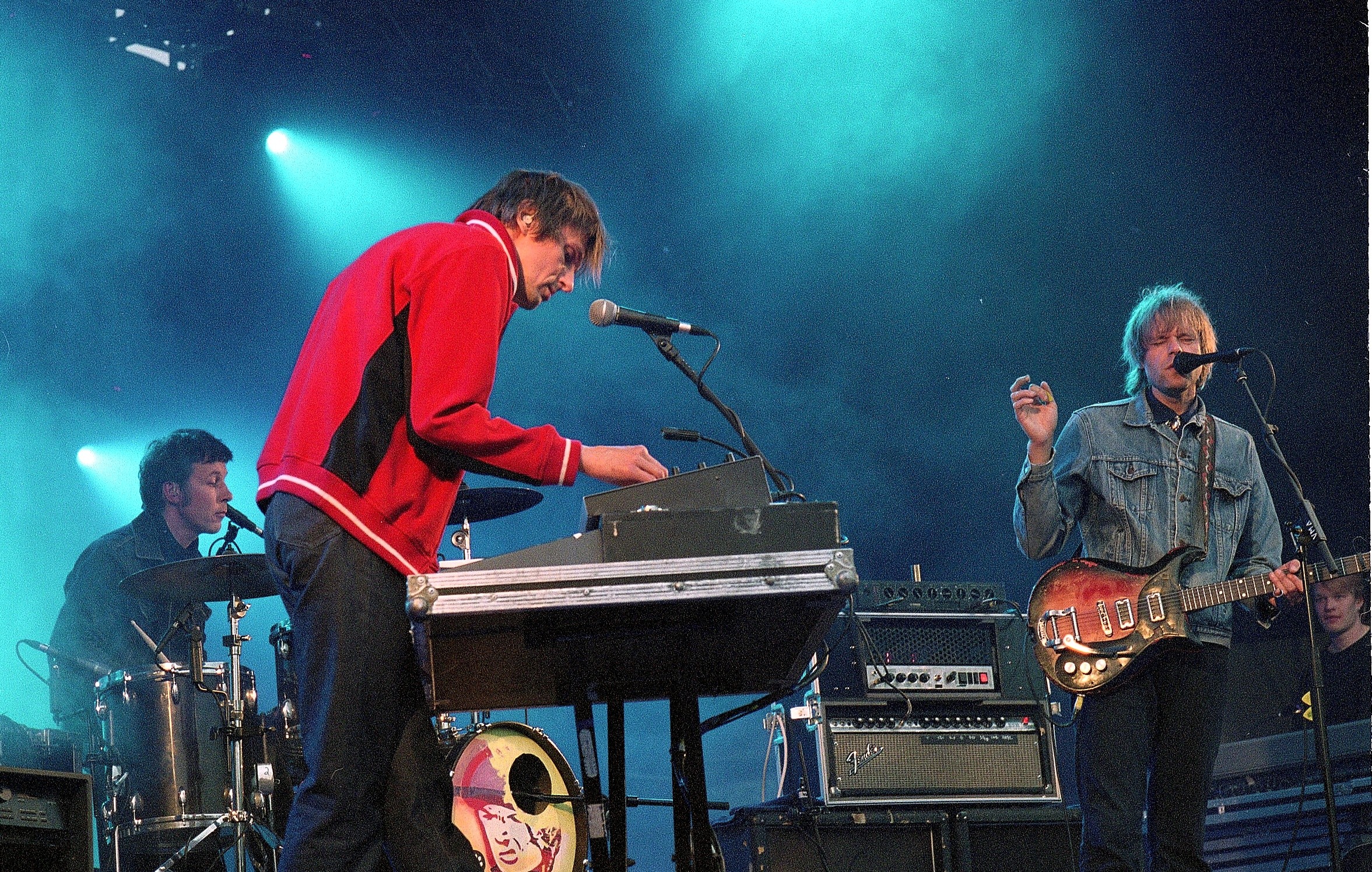 22-Pistepirkko esiintyi Ruisrock vuonna 2002.
