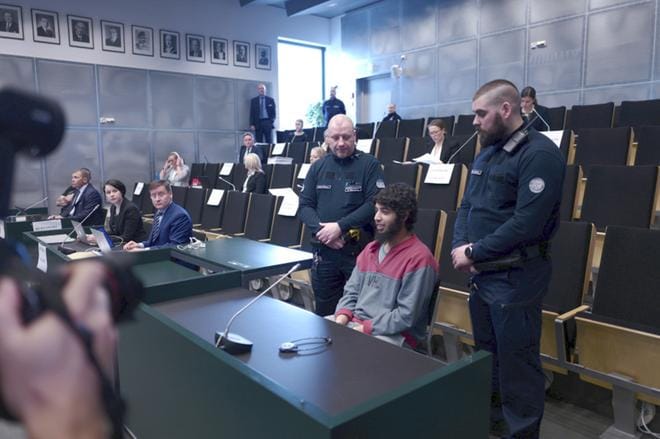 Turun joukkopuukotuksen oikeudenkäynti alkoi maanantaina Turun vankilassa. Kuva: Mikael Rydenfelt