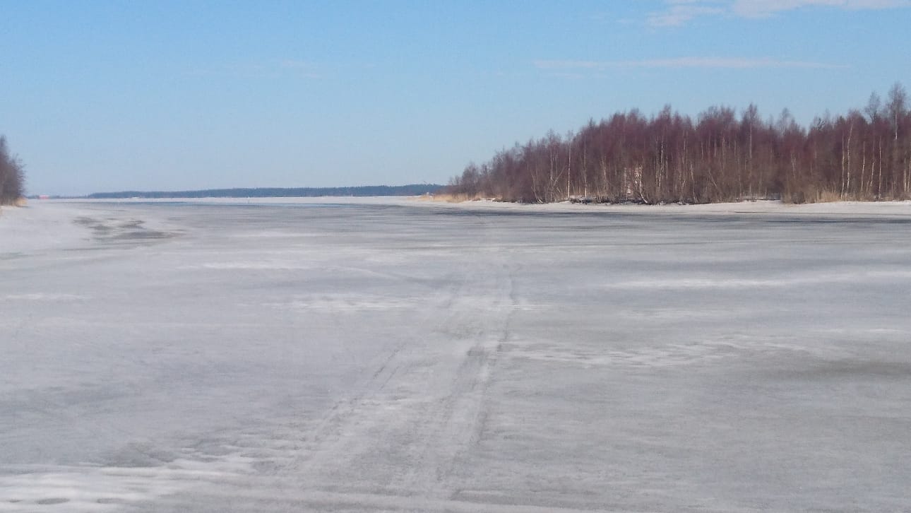 Vaikka jää voi näyttää kestävältä, se ei sitä välttämättä ole.