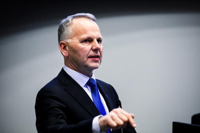 Maa- ja metsätalousministeri Jari Leppä kaipaa suomalaisilta lihataloilta parempaa vientiyhteistyötä Kaukoidän markkinoilla. KUVA: KRISTA LUOMA