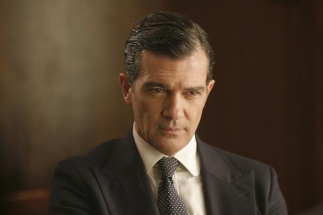 Rafen (Antonio Banderas) on vaimon rakastaja Toinen mies -elokuvassa. KUVA: Hero