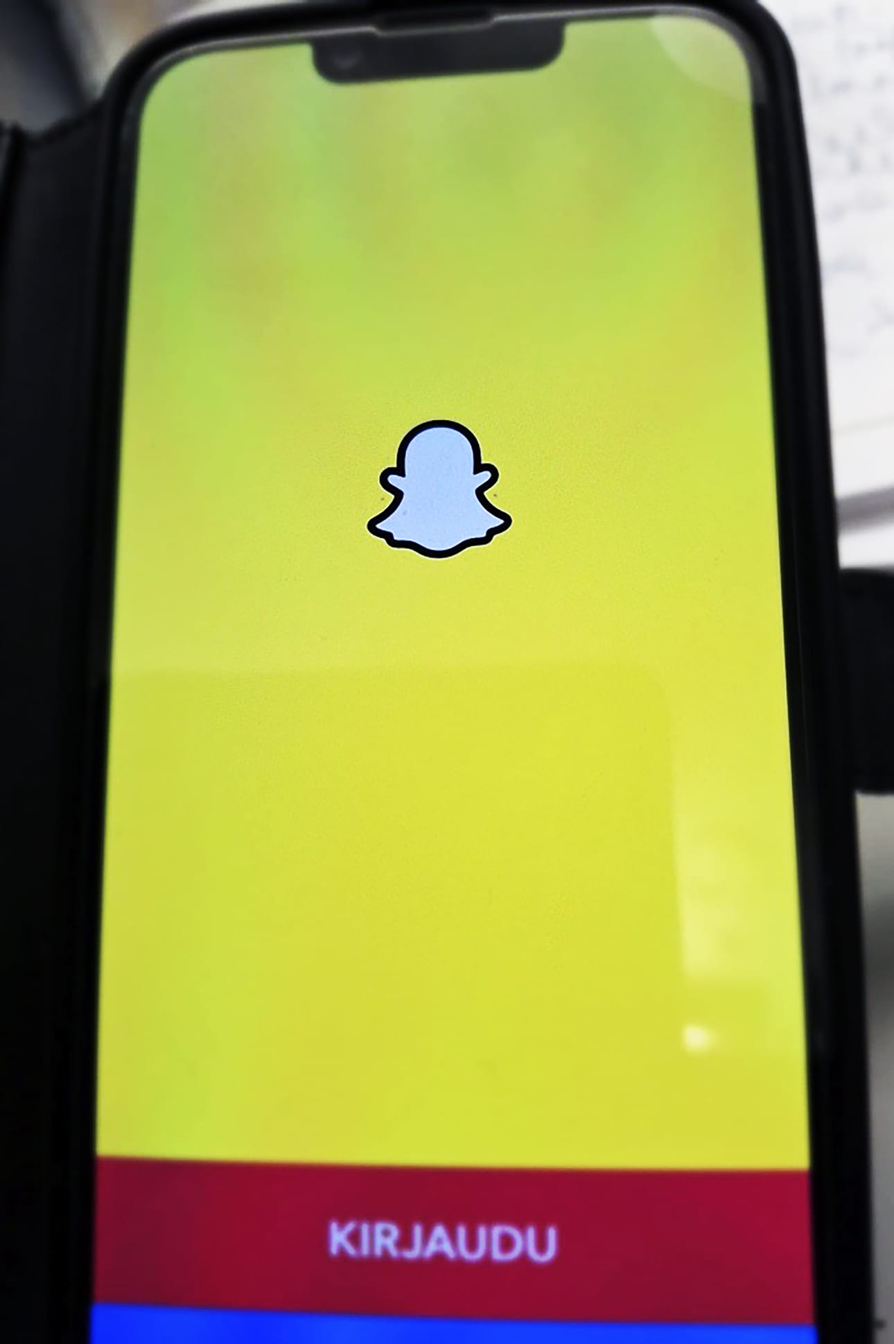 Nuoret käyttävät sovelluksista pääasiassa TikTokkia ja Snapchattia.