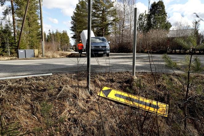 Hamarintie suljettuna 9-24.5. kiertotie Soukanjoentien kautta.