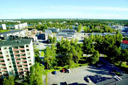 73 vuotta sitten Intiössä oli vain puukasarmeja, kenttä oli paraatien ja palloilijoiden käytössä. Varusmiehet poistuivat alueelta kuusi vuotta sitten.