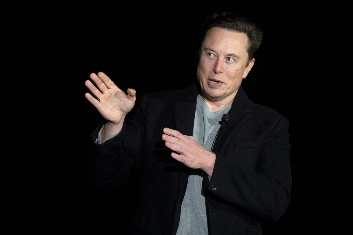 Elon Muskin varallisuus on kutistunut Teslan osakkeen halpenemisen myötä. Lehtikuva/AFP