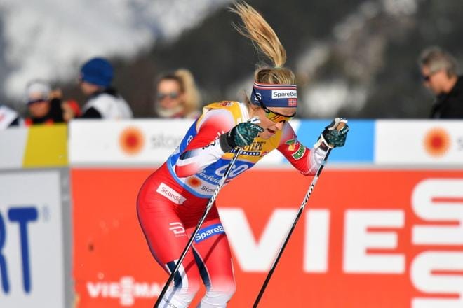 Norjan Therese Johaug voi nousta maastohiihdon historiaan kolminkertaisena 30 kilometrin hiihdon maailmanmestarina. Kuva: LEHTIKUVA / JOE KLAMAR