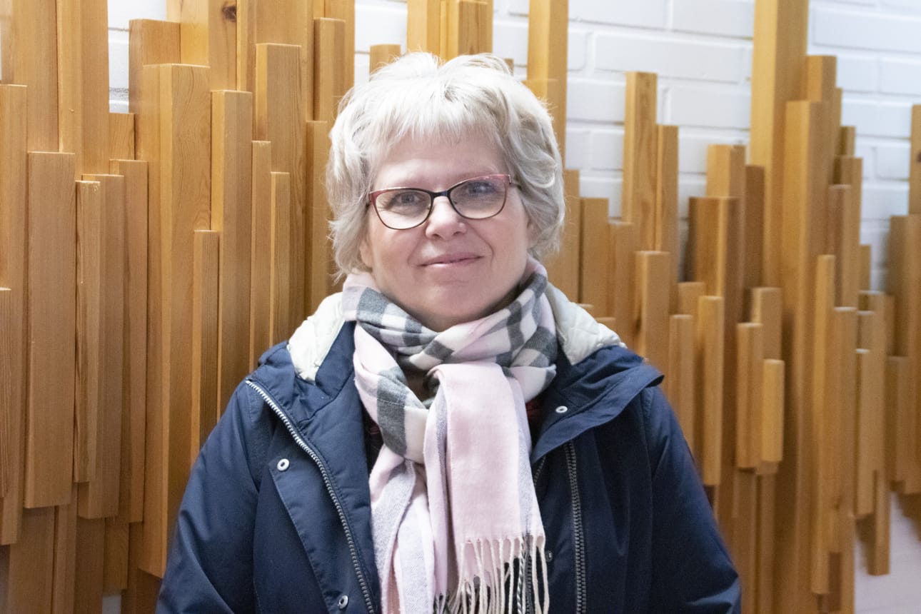 Paula Myllykoski on noudattanut jokaista syöpäseulontakutsua ja aikoo käydä seulonnoissa vastakin. Tutkimustulosta jännittää iän karttuessa entistä enemmän.