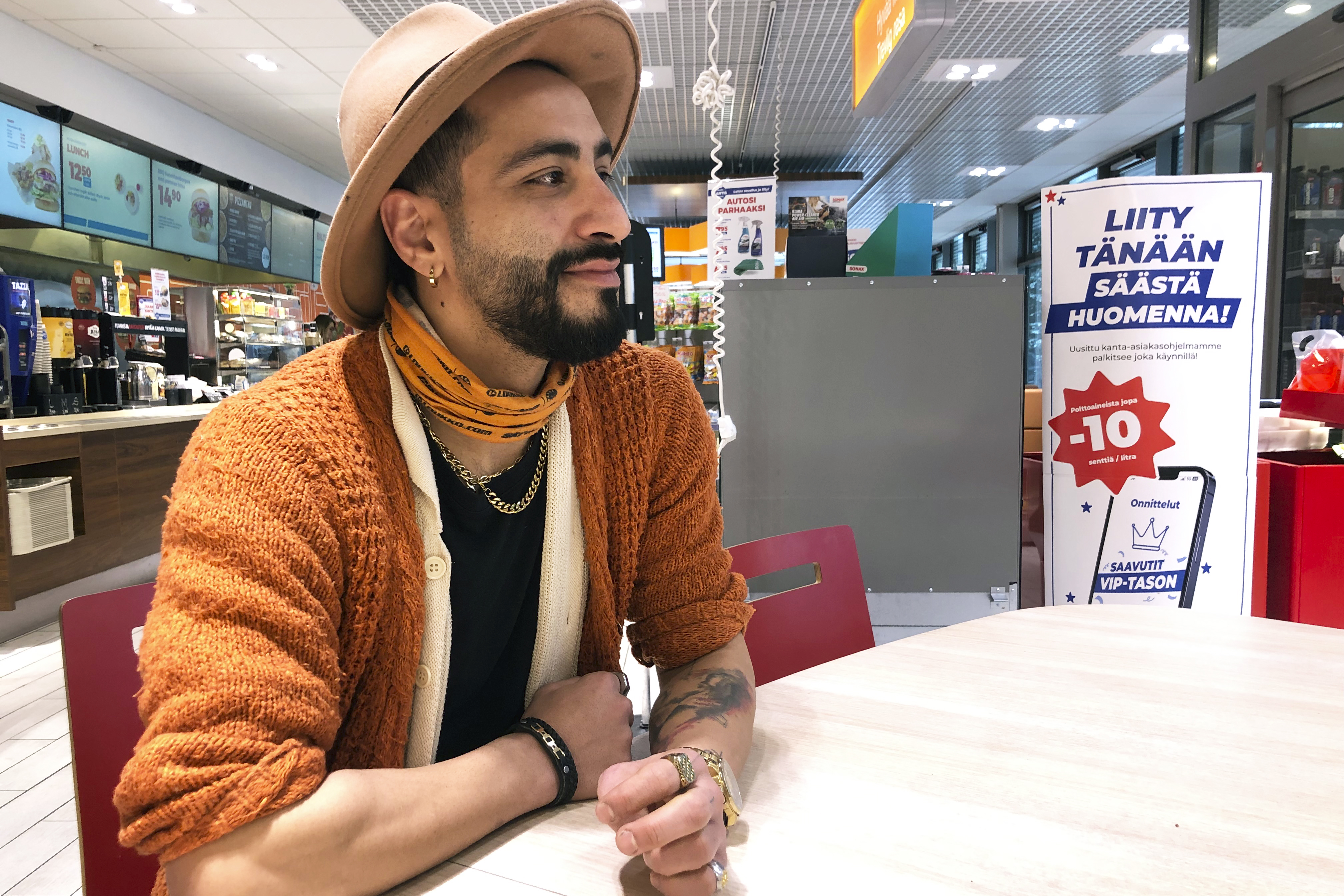 Konkurssi uhkaa Vaasan ja Närpiön Teboil-asemien yrittäjää: "Emme kaadu 38 000 euron takia"