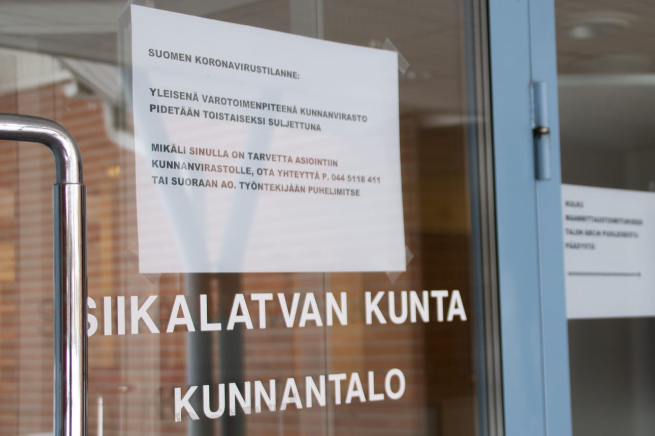 Siikalatvan kunta tekee voitavansa yhteistyössä Mehiläisen kanssa koronaviruksen leviämisen estämiseksi.